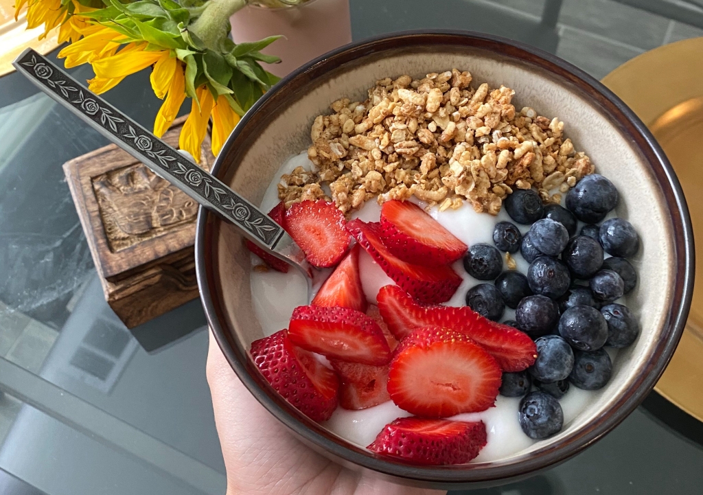 Vegan Yogurt & Fruit Bowl Recipe